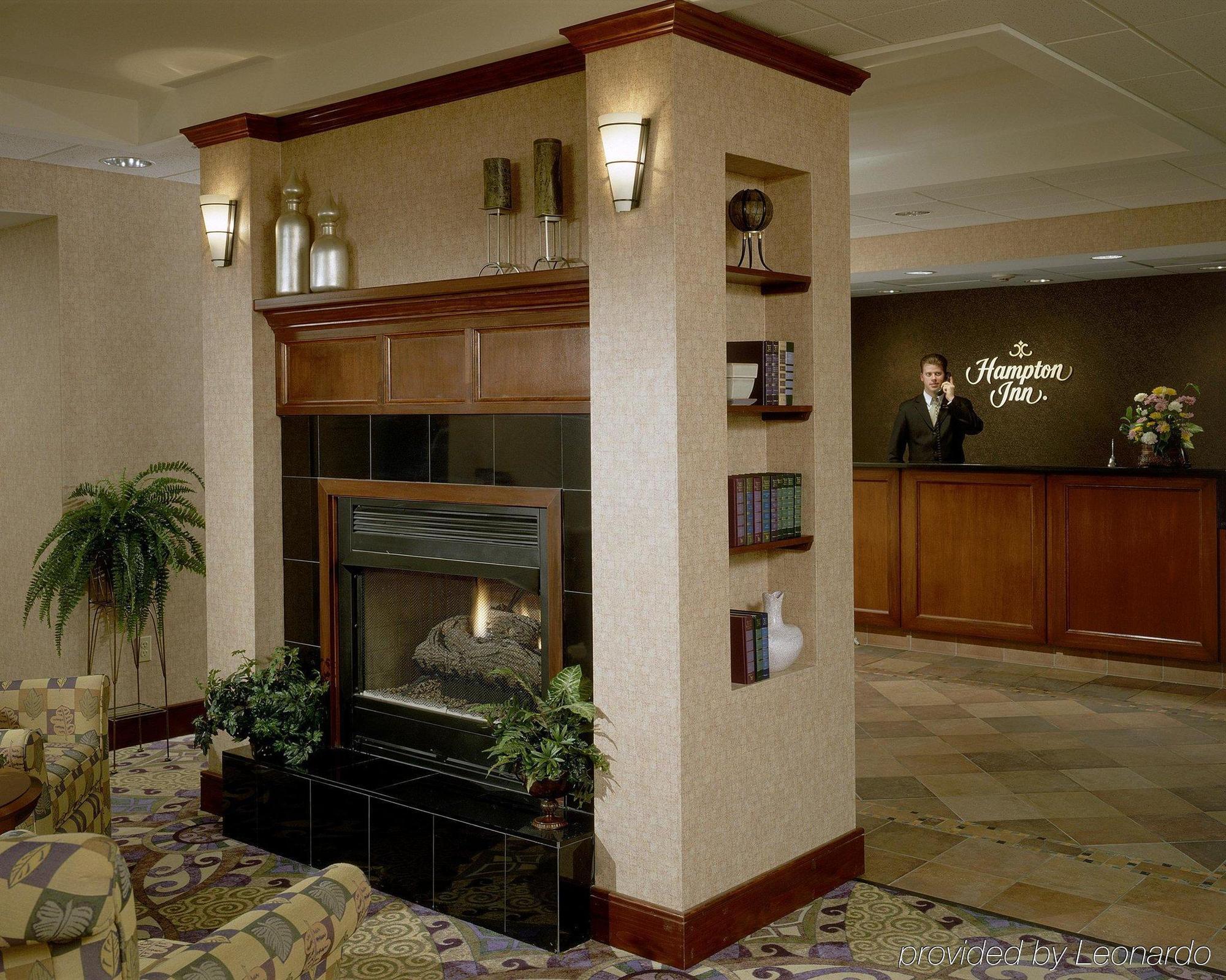 Hampton Inn Clifton Park Exterior photo